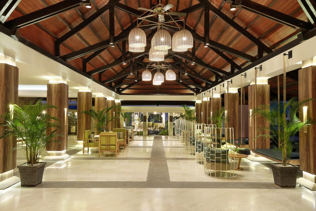 Mercure Manado Tateli Resort&Convention Exterior foto
